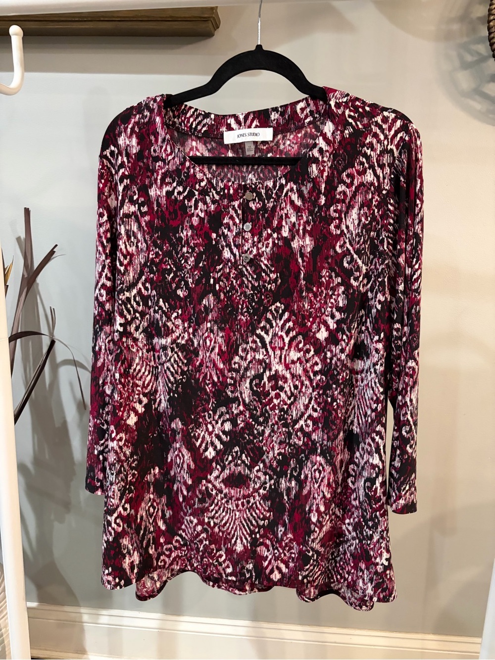Jones New York Burgundy Pink Patterned Long Sleeve Top size 1X